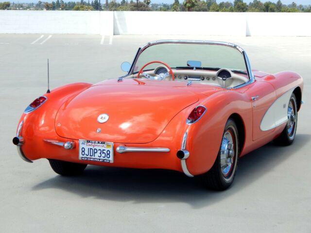 Chevrolet Corvette 1957 image number 12