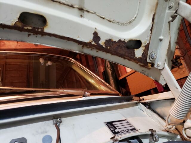 Volvo 142 1968 image number 9
