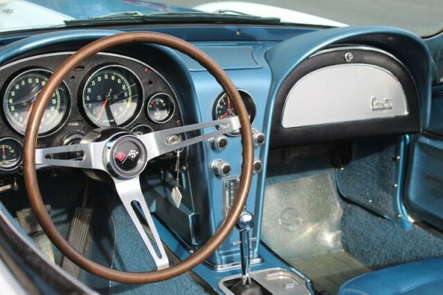 Chevrolet Corvette 1967 image number 6