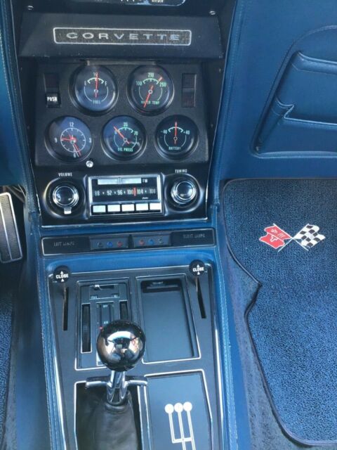 Chevrolet Corvette 1971 image number 22