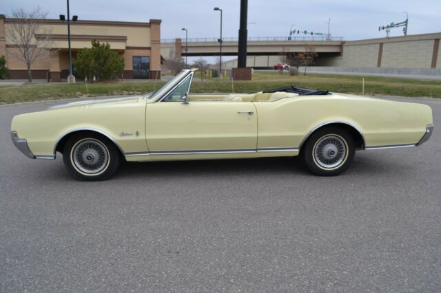 Oldsmobile Cutlass 1967 image number 7