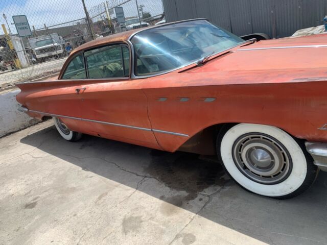 Buick LeSabre 1960 image number 4