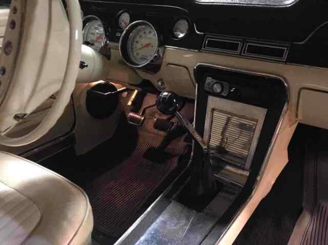 Ford Mustang 1968 image number 15