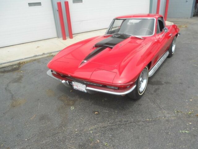 Chevrolet Corvette 1967 image number 2