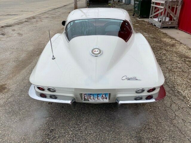 Chevrolet Corvette 1964 image number 28