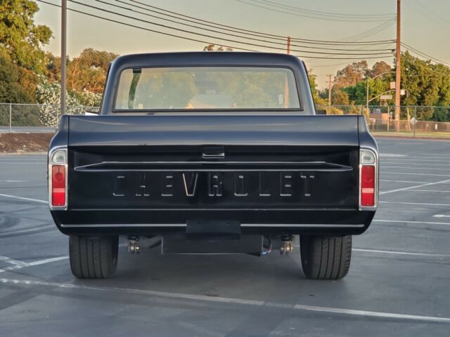 Chevrolet C-10 1967 image number 11