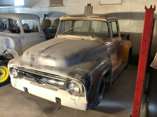 Ford F-100 1956 image number 15