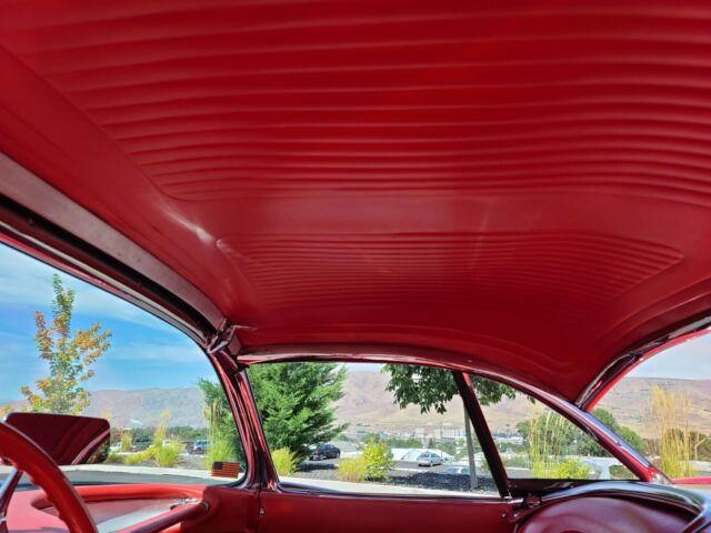 Chevrolet Corvette 1960 image number 35