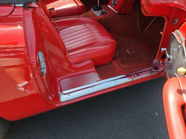 Chevrolet Corvette 1960 image number 40