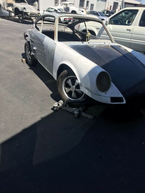 Porsche 911R clone 1967 image number 0
