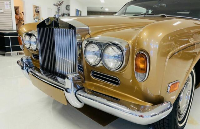 Rolls-Royce Corniche MPW Coupe 1972 image number 19