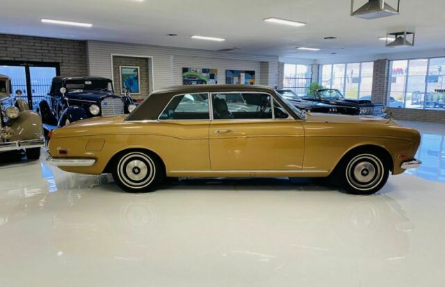 Rolls-Royce Corniche MPW Coupe 1972 image number 36