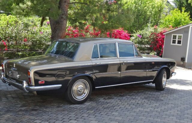 Rolls-Royce Silver Shadow 1973 image number 26