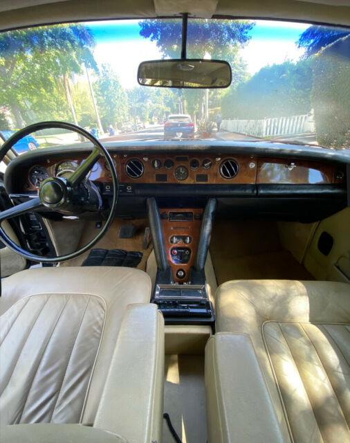 Rolls-Royce Silver Shadow 1973 image number 5