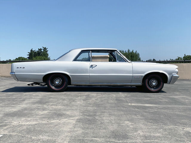 Pontiac GTO 1964 image number 2