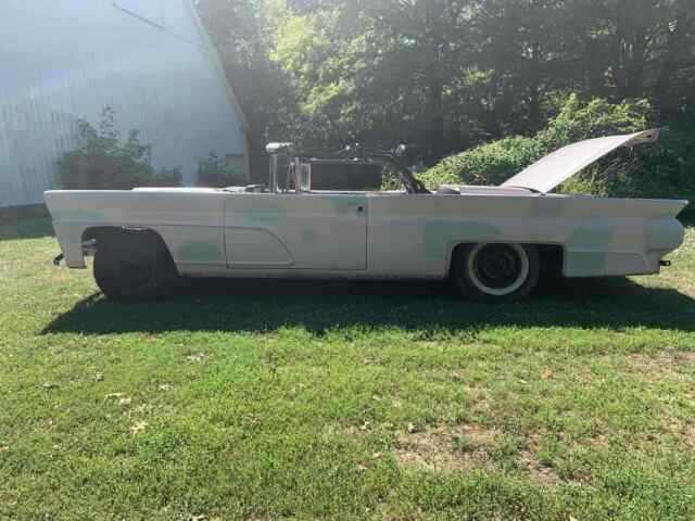 Lincoln Continental Mk IV 1959 image number 26