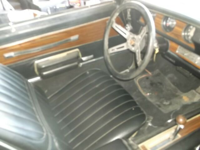 Oldsmobile Cutlass 1972 image number 10