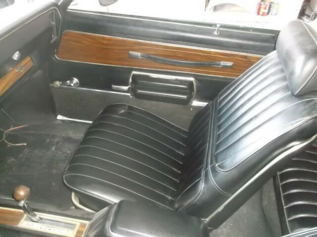 Oldsmobile Cutlass 1972 image number 31