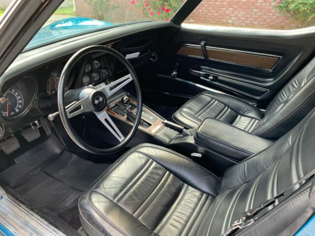 Chevrolet Corvette 1972 image number 35