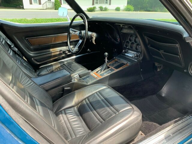 Chevrolet Corvette 1972 image number 43
