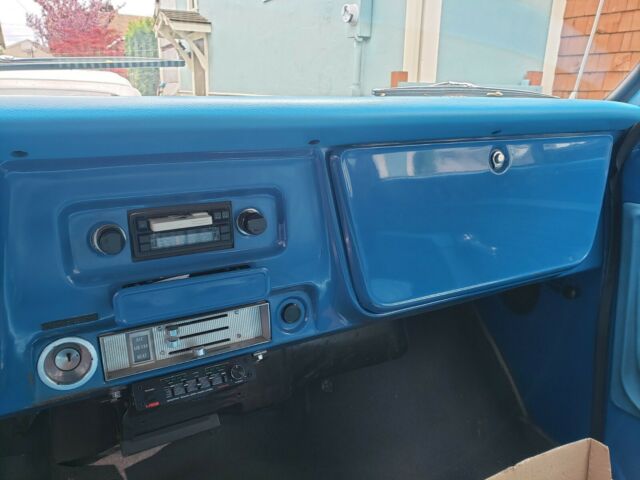 Chevrolet C-10 1972 image number 10
