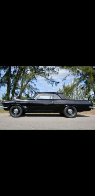 Pontiac Tempest 1963 image number 0