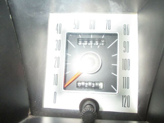 Lincoln Continental 1976 image number 40