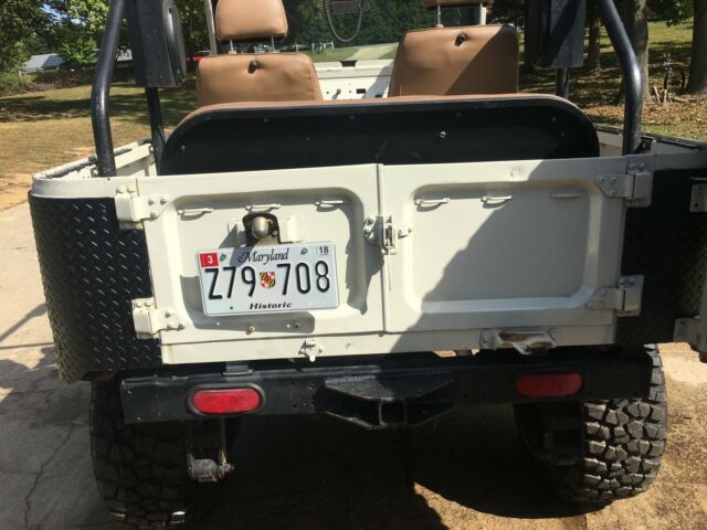 Toyota Land  Cruiser FJ40 1971 image number 26