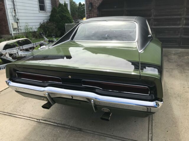 Dodge Charger 1970 image number 1