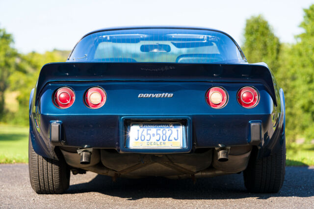 Chevrolet Corvette 1979 image number 7