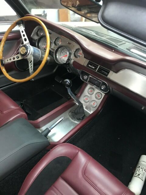 Ford Mustang 1968 image number 11