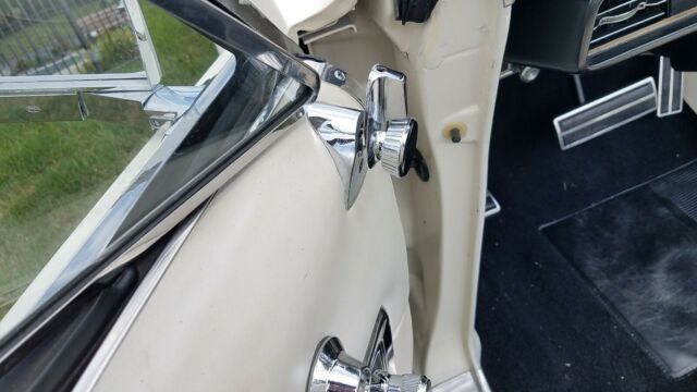 Ford Galaxie 1965 image number 3