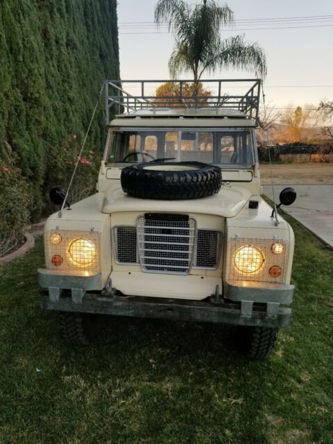 Land Rover Series III 1973 image number 14