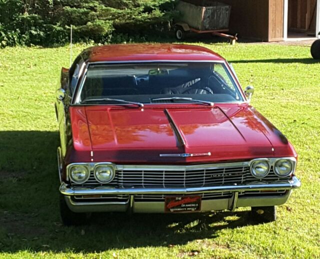 Chevrolet Impala 1965 image number 28