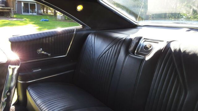 Chevrolet Impala 1965 image number 37