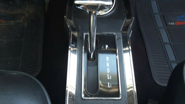 Chevrolet Impala 1965 image number 38