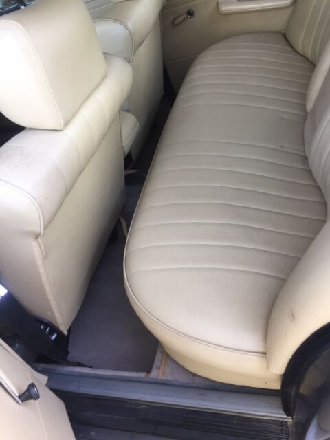 Mercedes-Benz 220 1973 image number 5