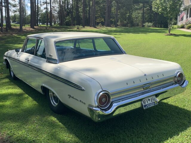 Ford Galaxie 500 1962 image number 20