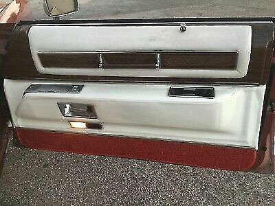 Cadillac Eldorado Convertible 1976 image number 12