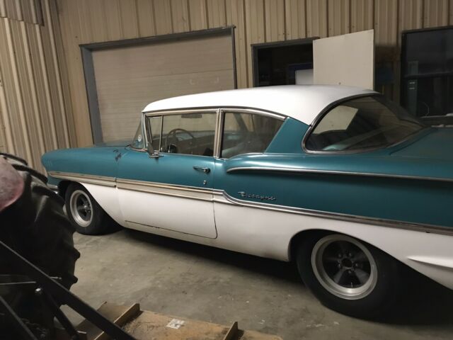 Chevrolet Biscayne 1958 image number 8