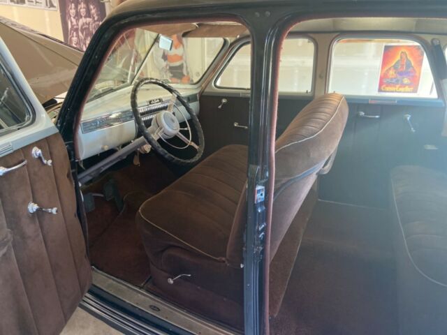 Cadillac Lasalle 1940 image number 18