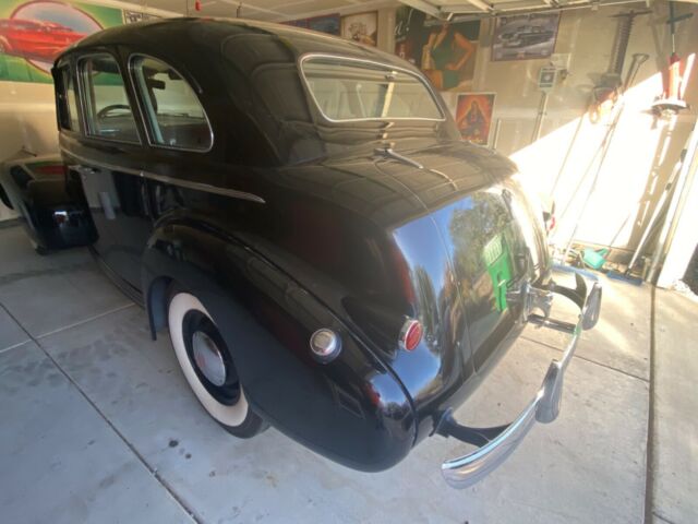 Cadillac Lasalle 1940 image number 9