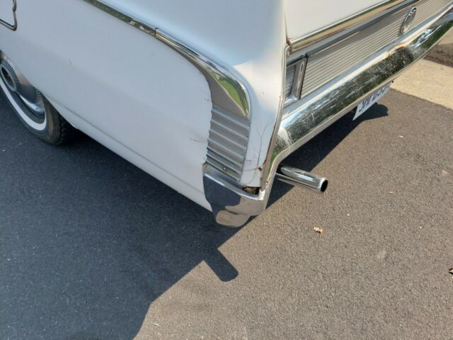 Buick Skylark 1963 image number 10