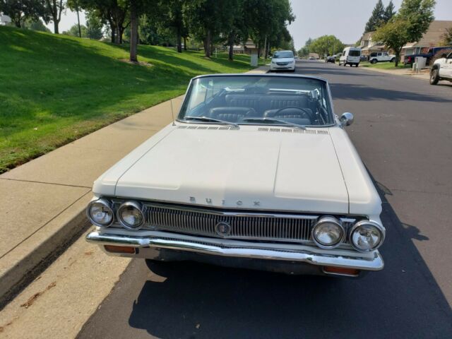 Buick Skylark 1963 image number 5