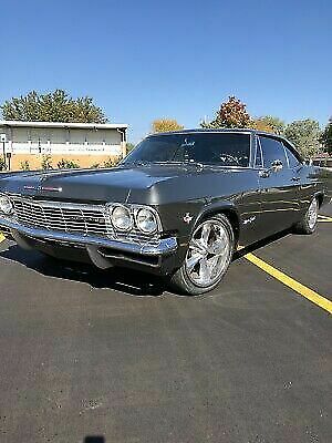 Chevrolet Impala 1965 image number 24