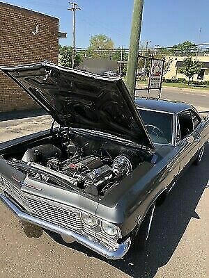 Chevrolet Impala 1965 image number 34
