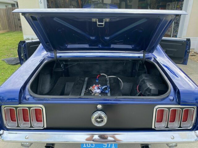 Ford Mustang 1970 image number 2