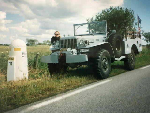 Dodge Power Wagon 1942 image number 0