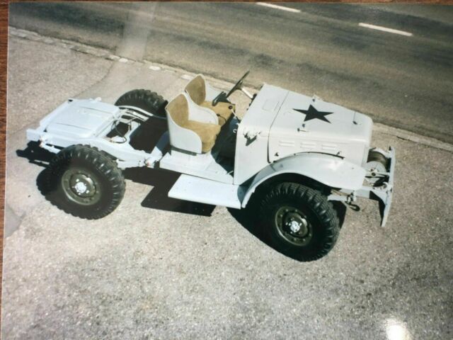 Dodge Power Wagon 1942 image number 13