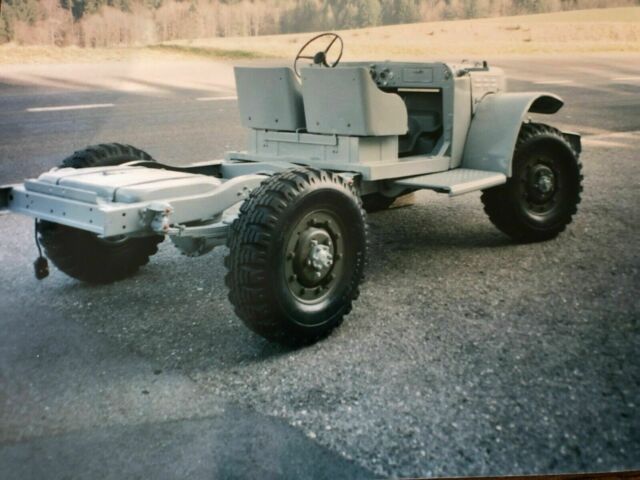 Dodge Power Wagon 1942 image number 6